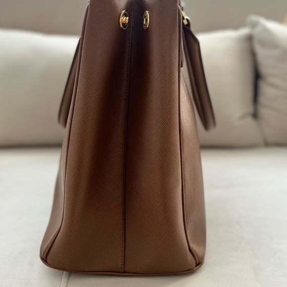 PRADA- PRADA Brown Saffiano Lux Leather Large Double Zip Tote. - Picture 5 of 9